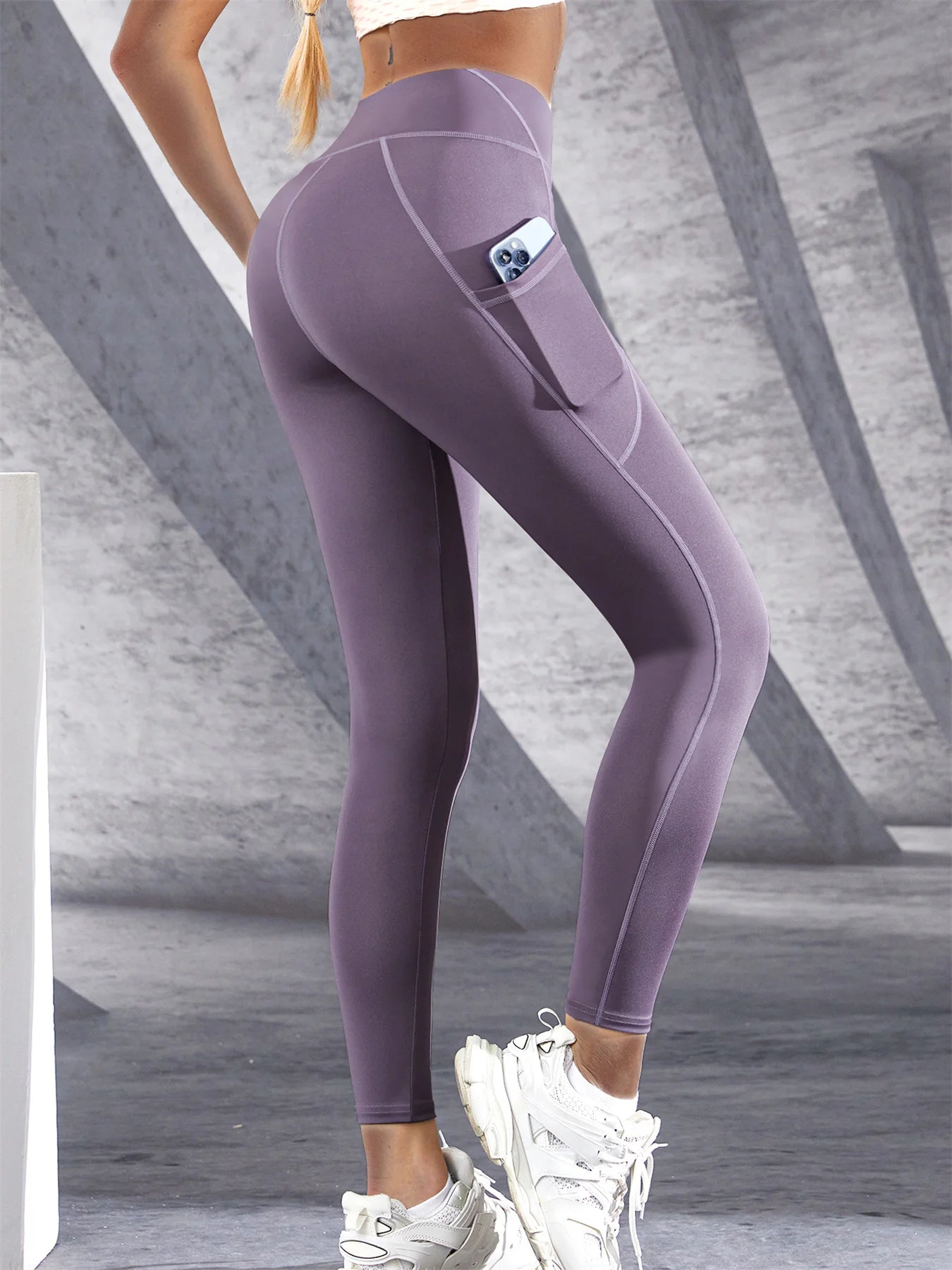 Fitness and Yoga Leggings for Women - Comfort, Style and Practicality with Pocket